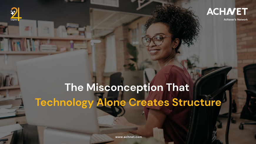 HR team using hiring technology platform to conduct structured interview evaluations